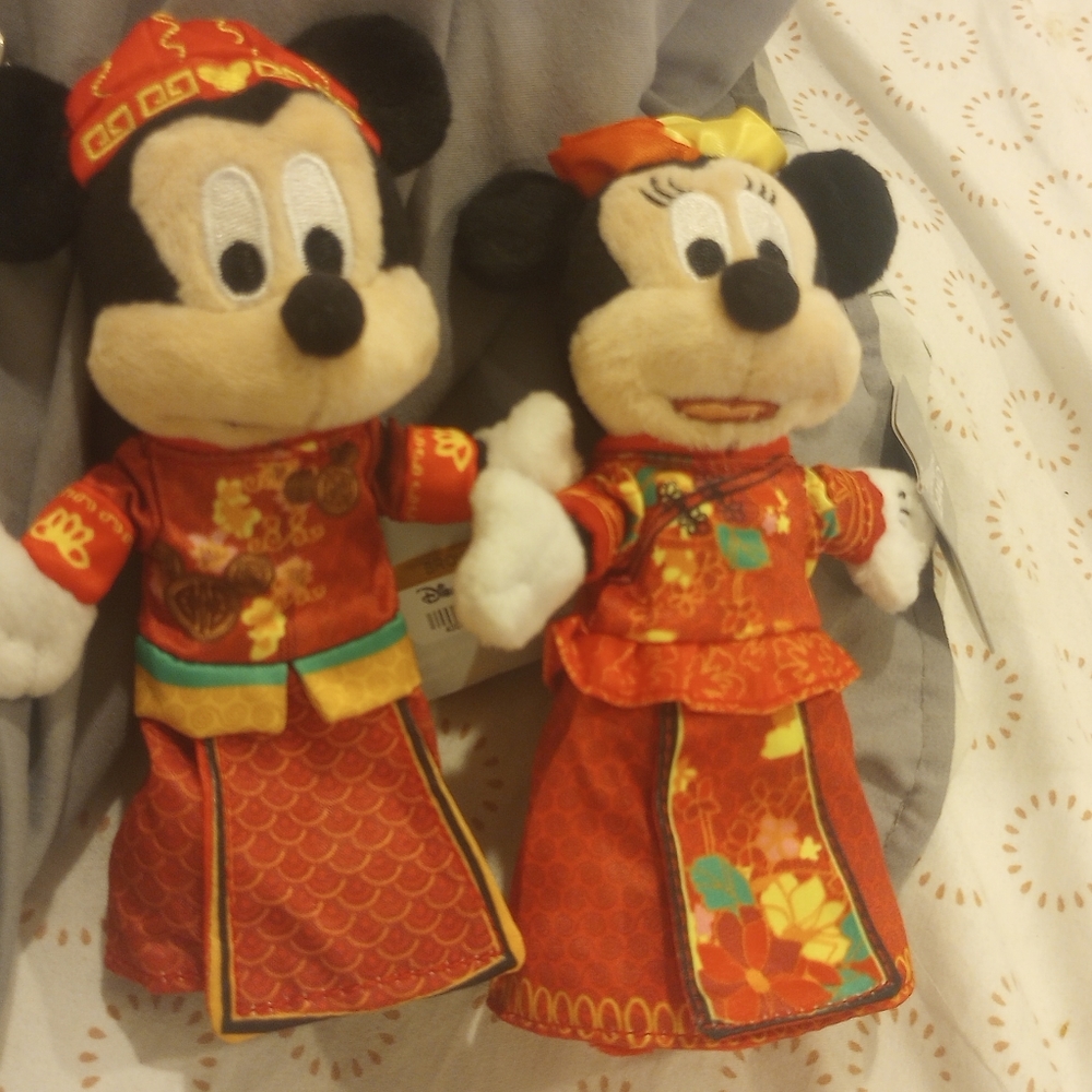 Mickey and Minnie mouse plush key chain
